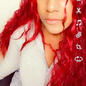 Meet your Posher, Mya